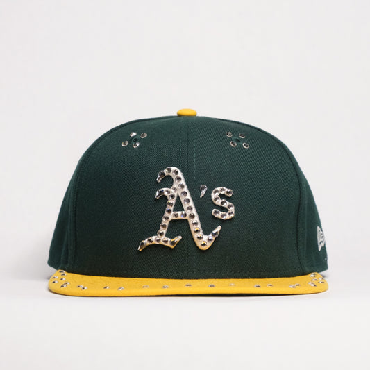 OAK Decorated Fitted