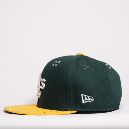 OAK Decorated Fitted