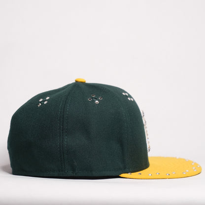 OAK Decorated Fitted