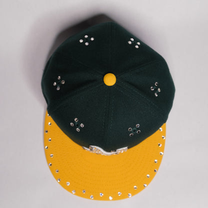 OAK Decorated Fitted